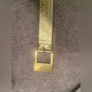 Michael Kors Women’s belt in gold